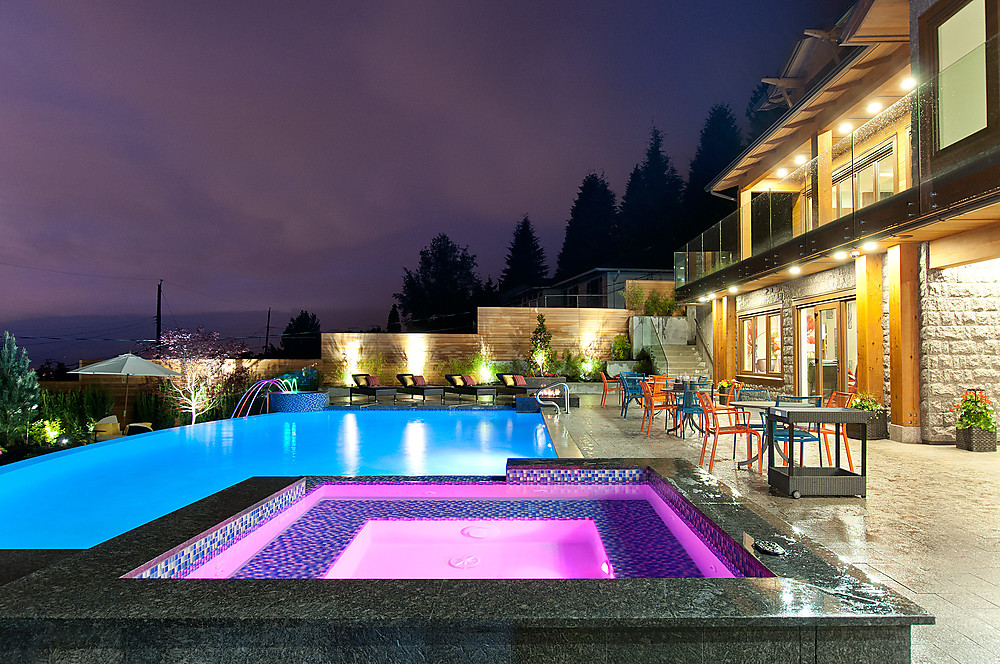 West Vancouver Luxury Homes