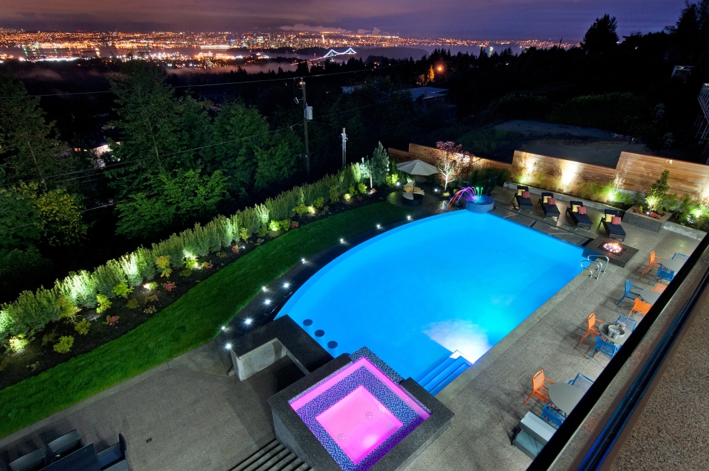 West Vancouver Water Front Homes