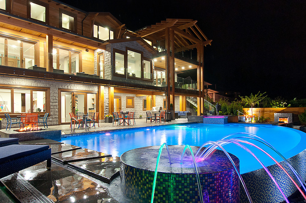 West Vancouver Luxury Homes