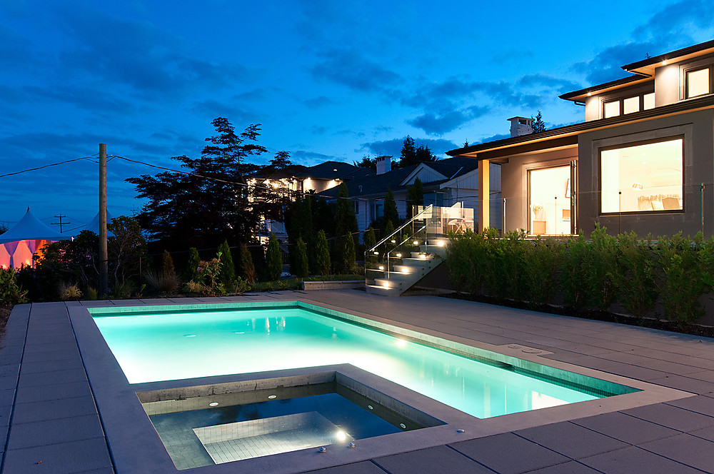 West Vancouver Water Front Homes