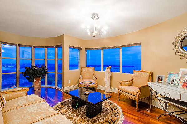 West Vancouver Homes