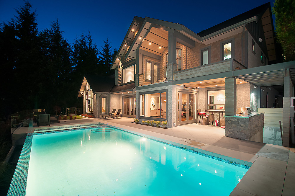 West Vancouver Waterfront Homes