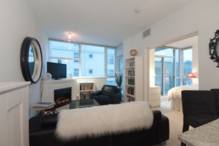 Suite 401 - 168 E Esplanade BB, Lower Lonsdale, North Vancouver BC Canada Suite 401 - 168 E Esplanade BB,Lower Lonsdale,North Vancouver BC Canada