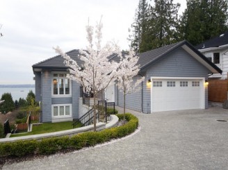 West Vancouver Water Front Homes