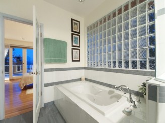 West Vancouver Homes for Sale