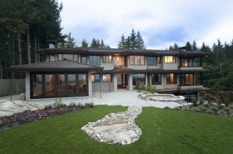 West Vancouver Waterfront Homes