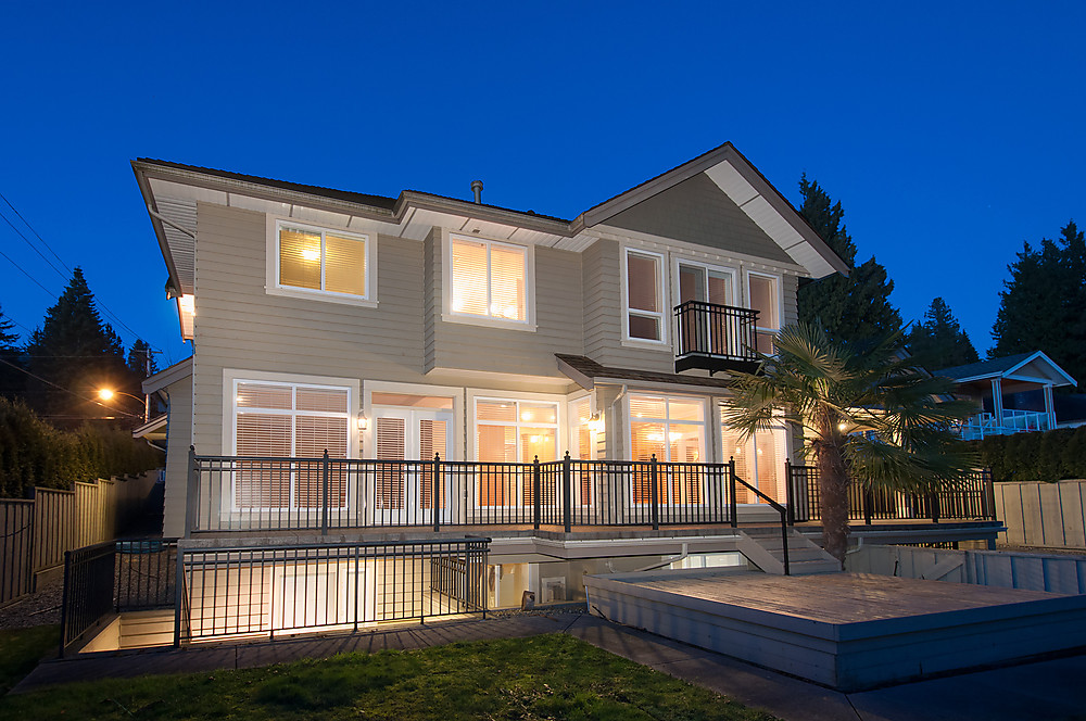 West Vancouver Water Front Homes