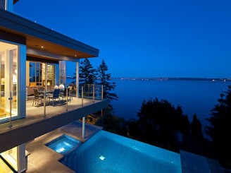 West Vancouver Water Front Homes