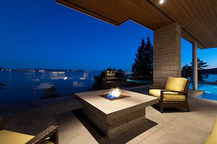 West Vancouver Luxury Homes