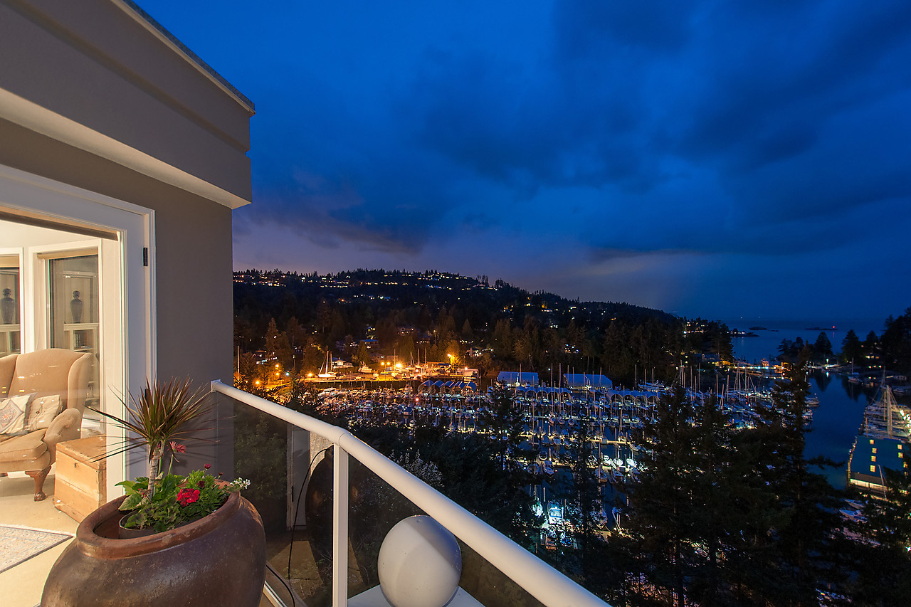 West Vancouver Homes