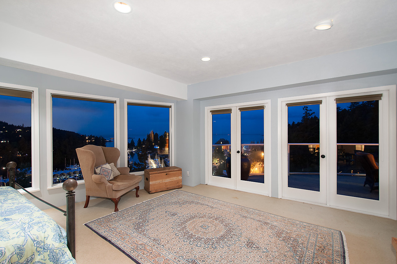 West Vancouver Real Estate