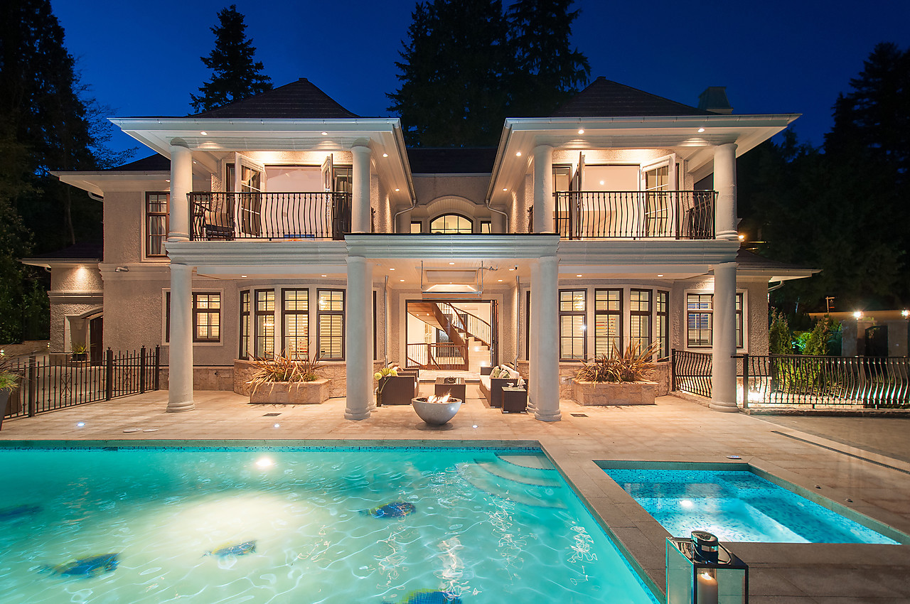West Vancouver Waterfront Homes