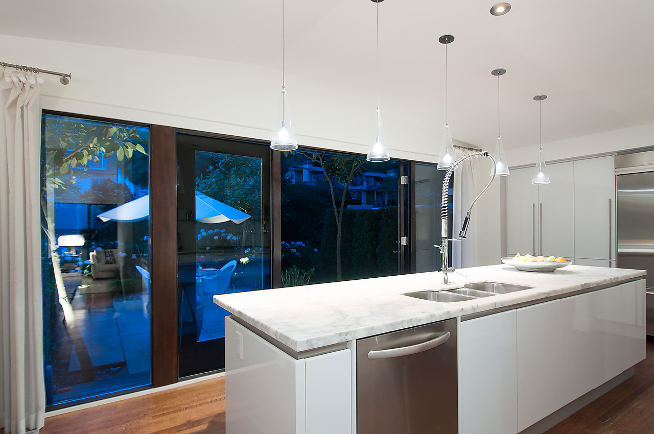 West Vancouver Waterfront Homes