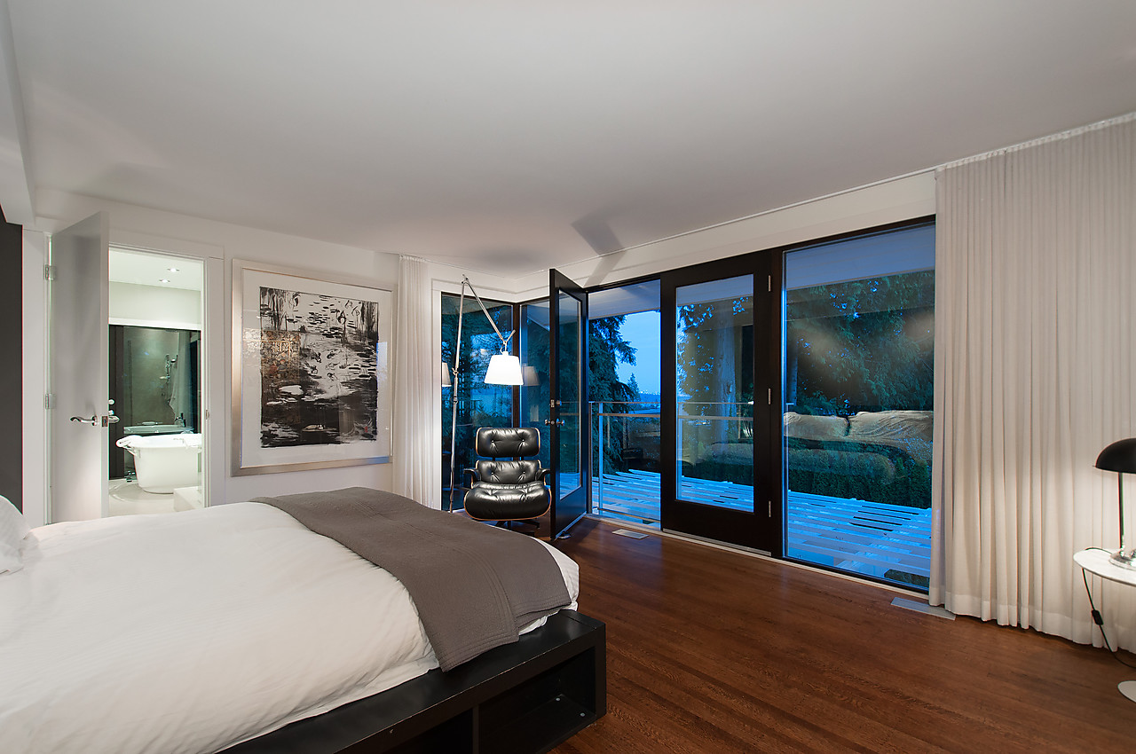West Vancouver Water Front Homes
