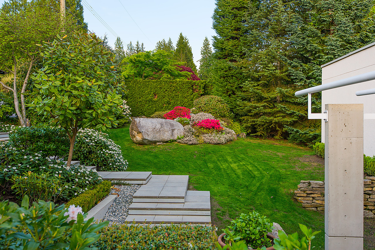 West Vancouver Water Front Homes