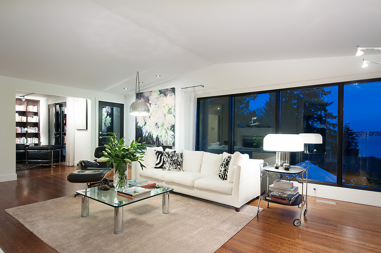 West Vancouver Water Front Homes