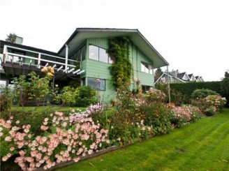 West Vancouver Water Front Homes