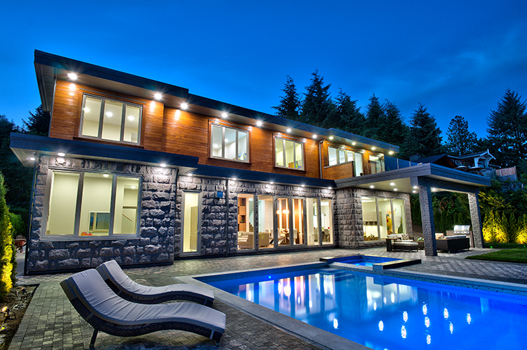 West Vancouver Homes