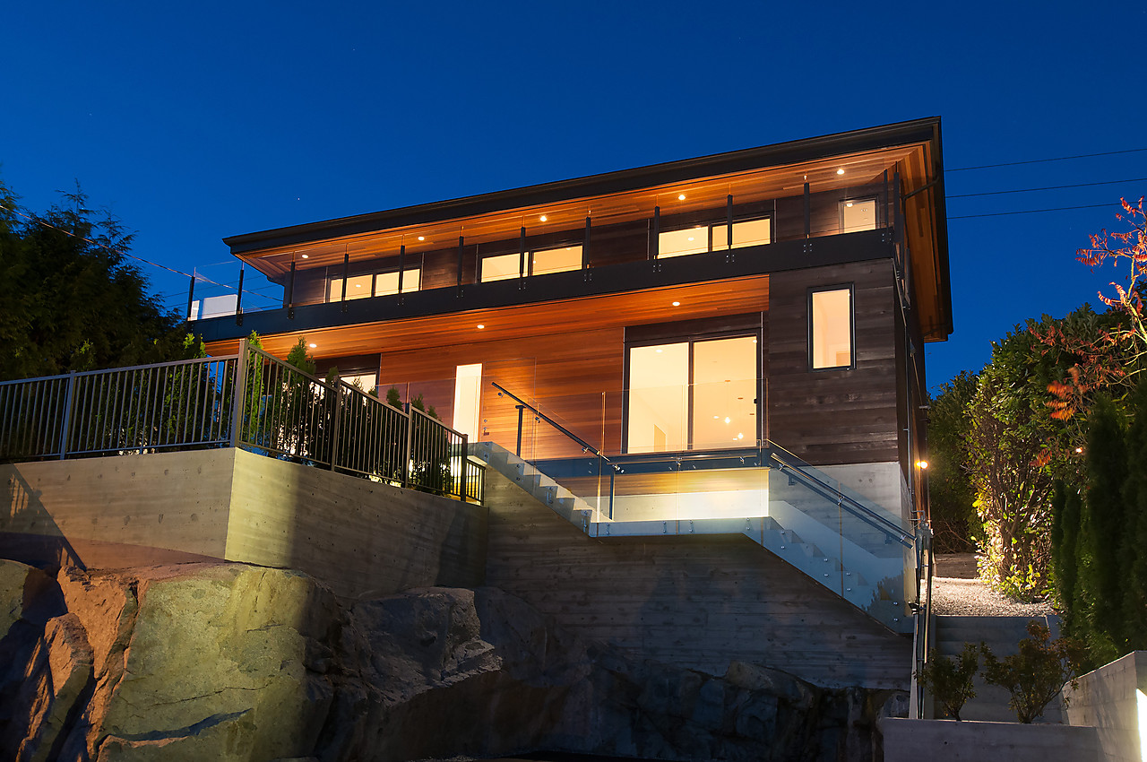 West Vancouver Real Estate