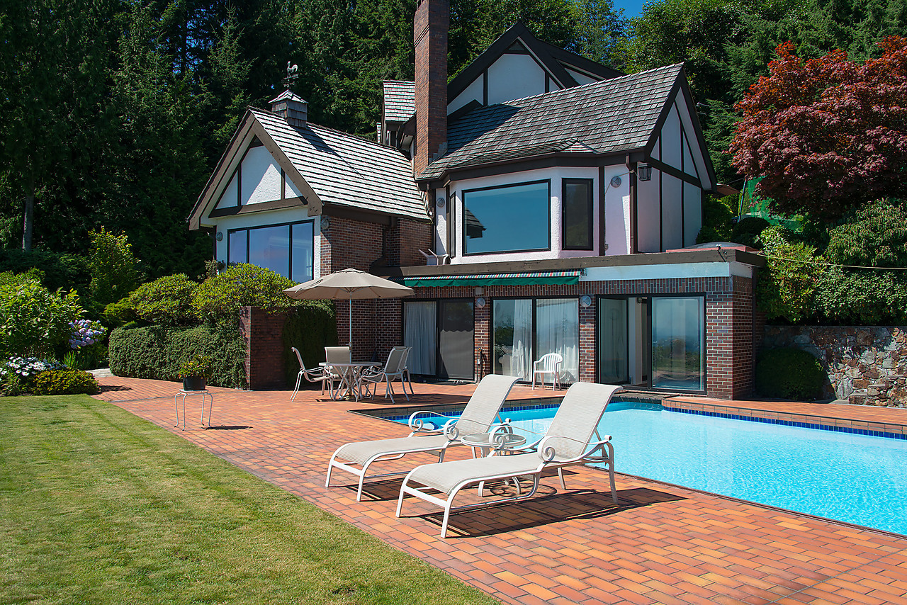 West Vancouver Water Front Homes