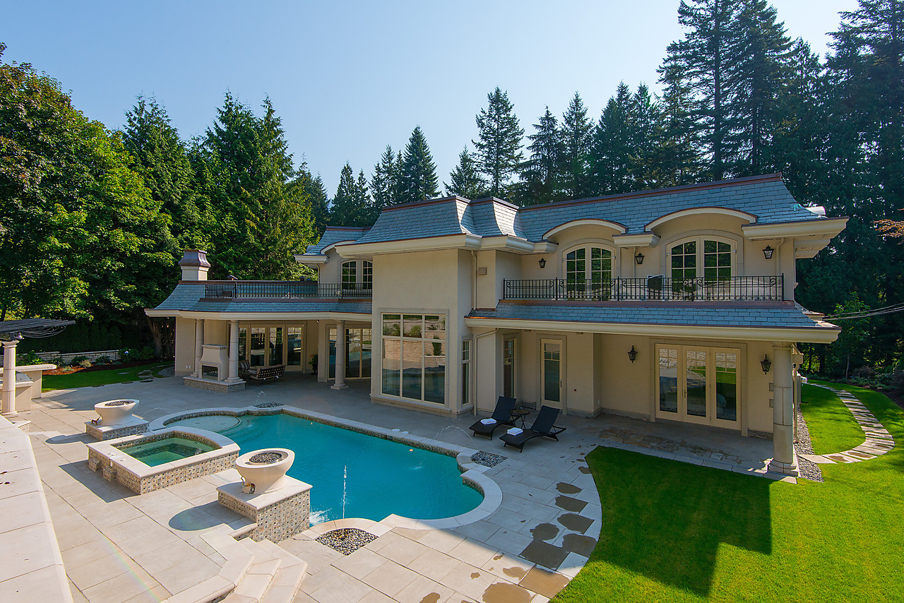 West Vancouver Waterfront Homes