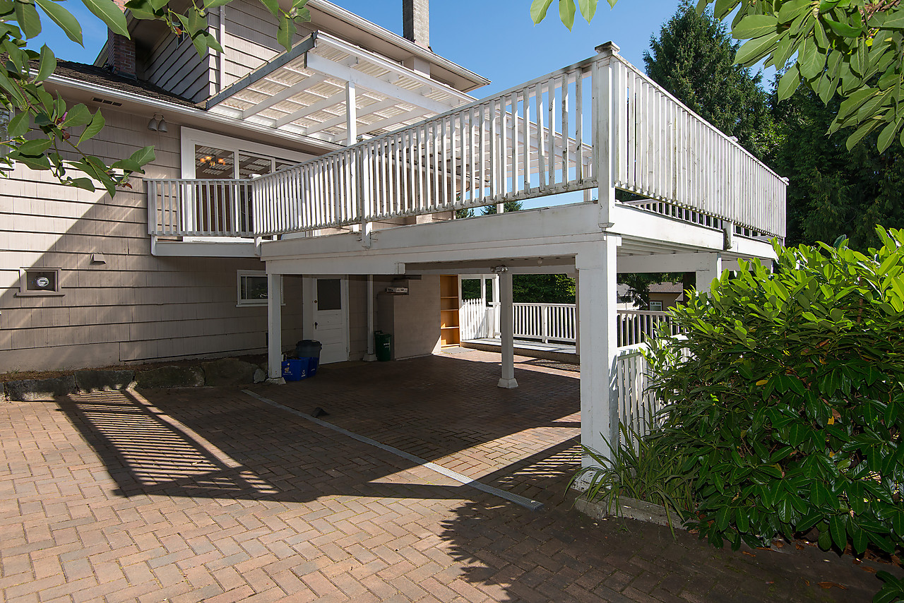 West Vancouver Waterfront Homes