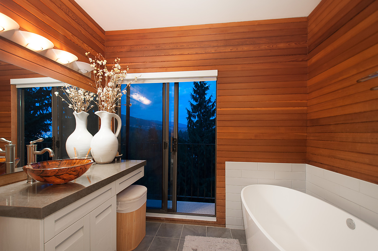 West Vancouver Water Front Homes