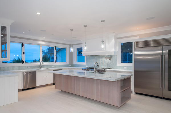 West Vancouver Waterfront Homes