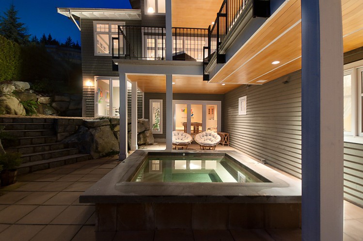 West Vancouver Homes for Sale