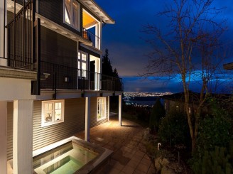 West Vancouver Luxury Homes