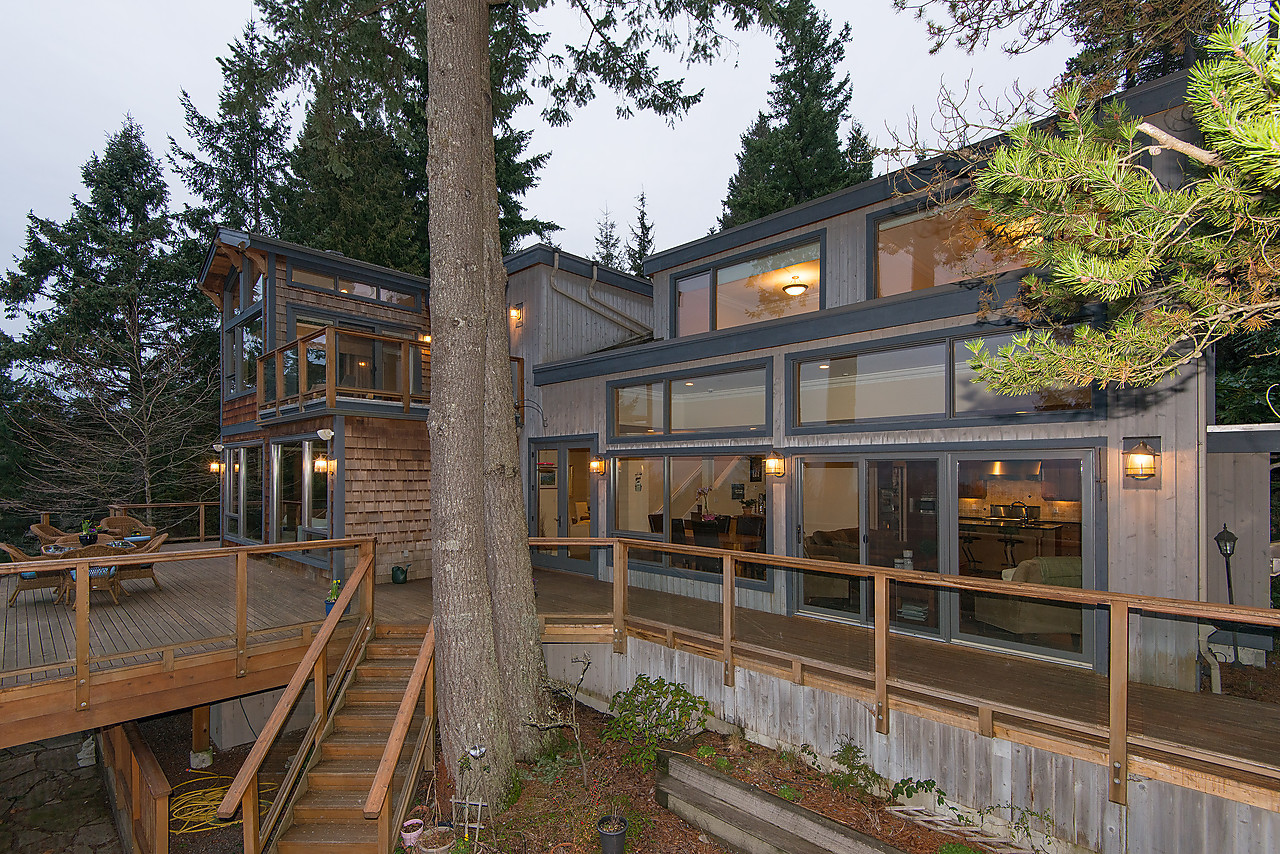 West Vancouver Homes for Sale