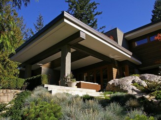 West Vancouver Waterfront Homes