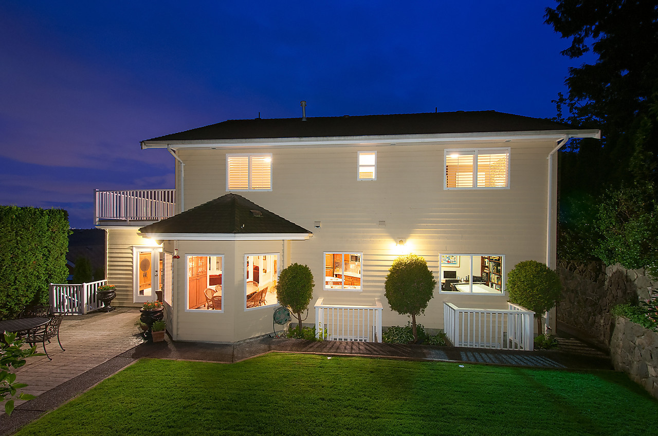 West Vancouver Waterfront Homes