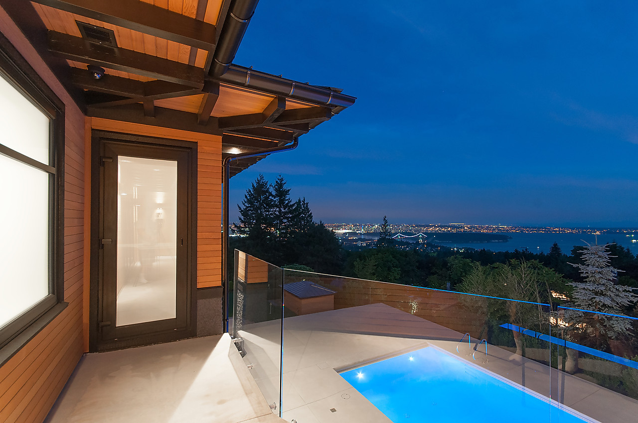 West Vancouver Luxury Homes