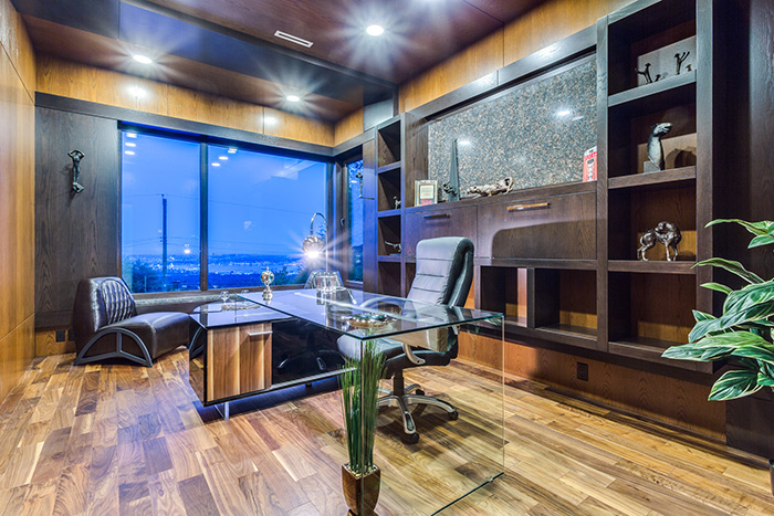 West Vancouver Waterfront Homes