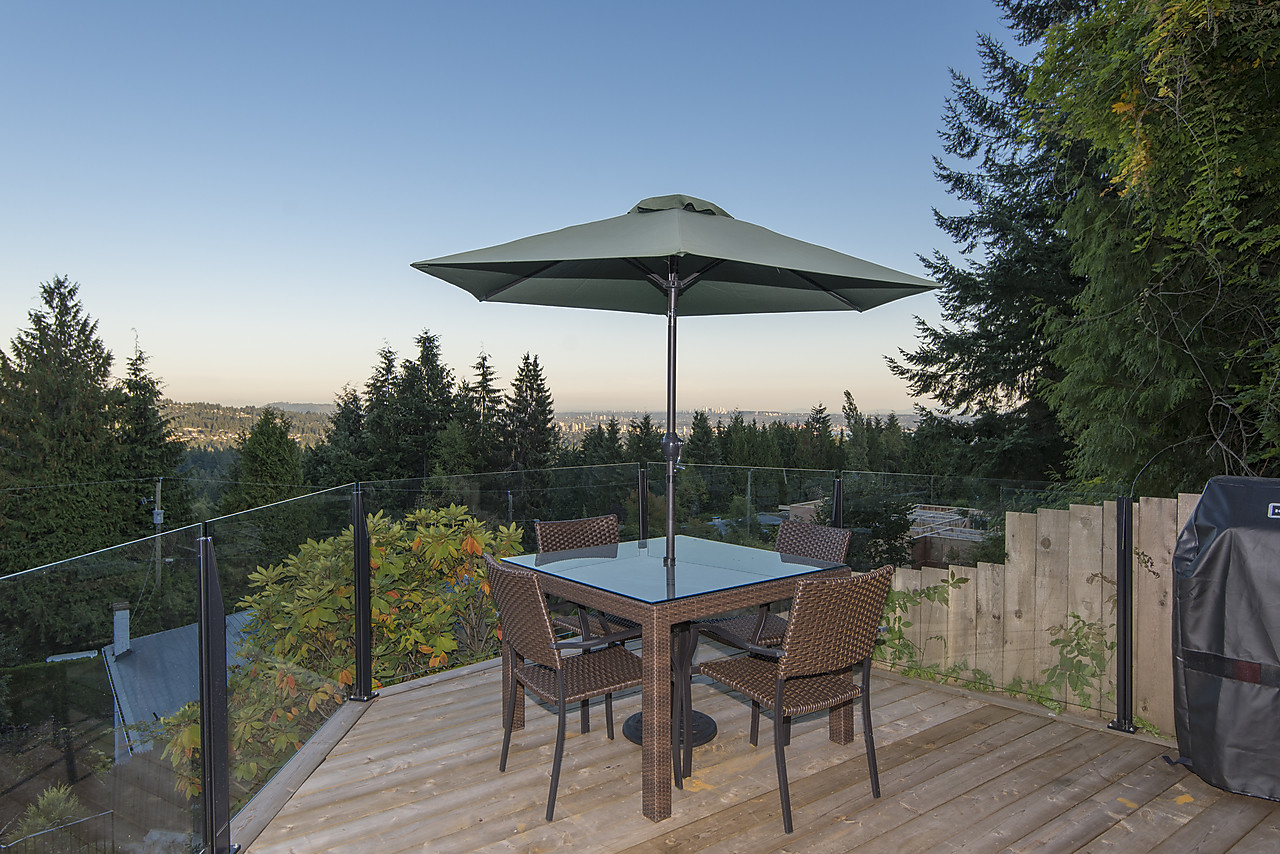 West Vancouver Waterfront Homes