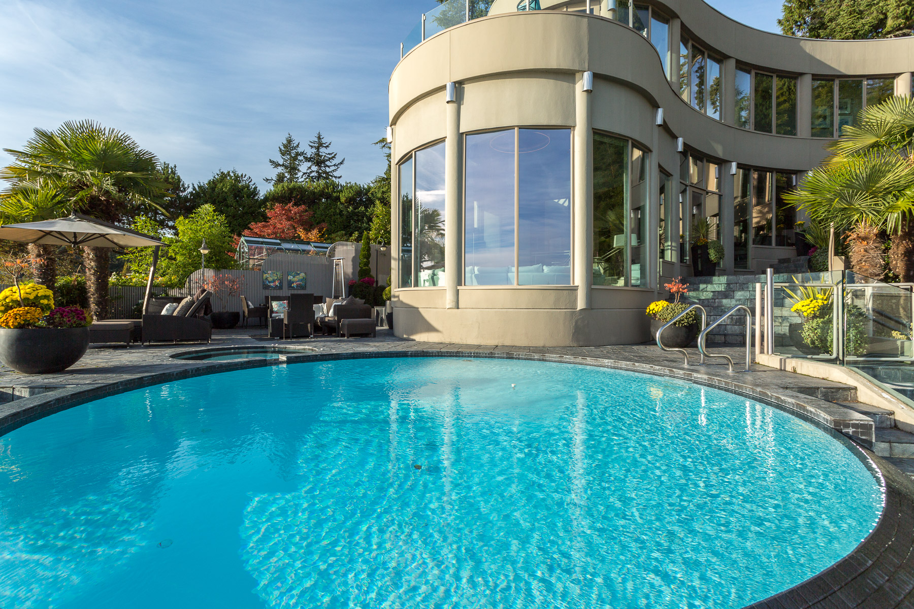 West Vancouver Homes