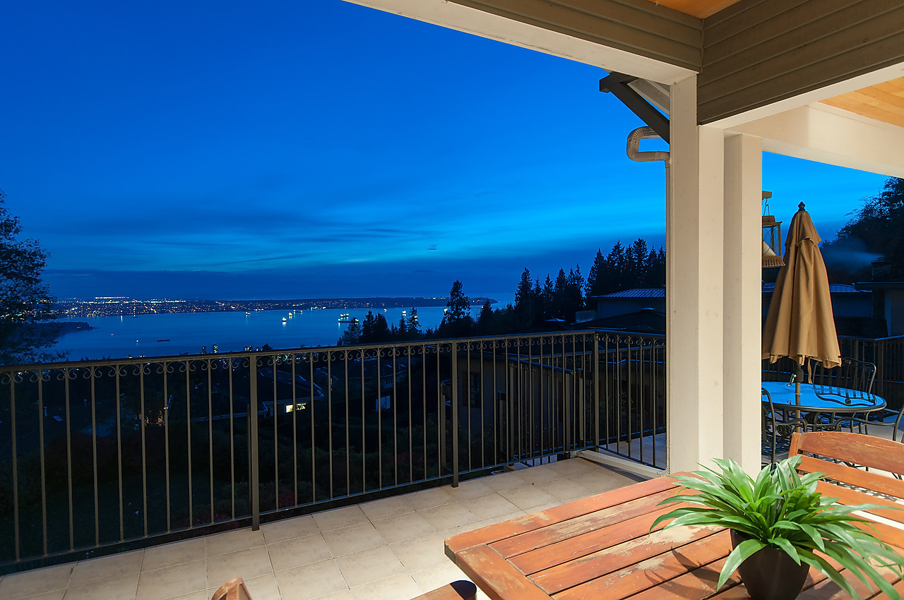West Vancouver Homes