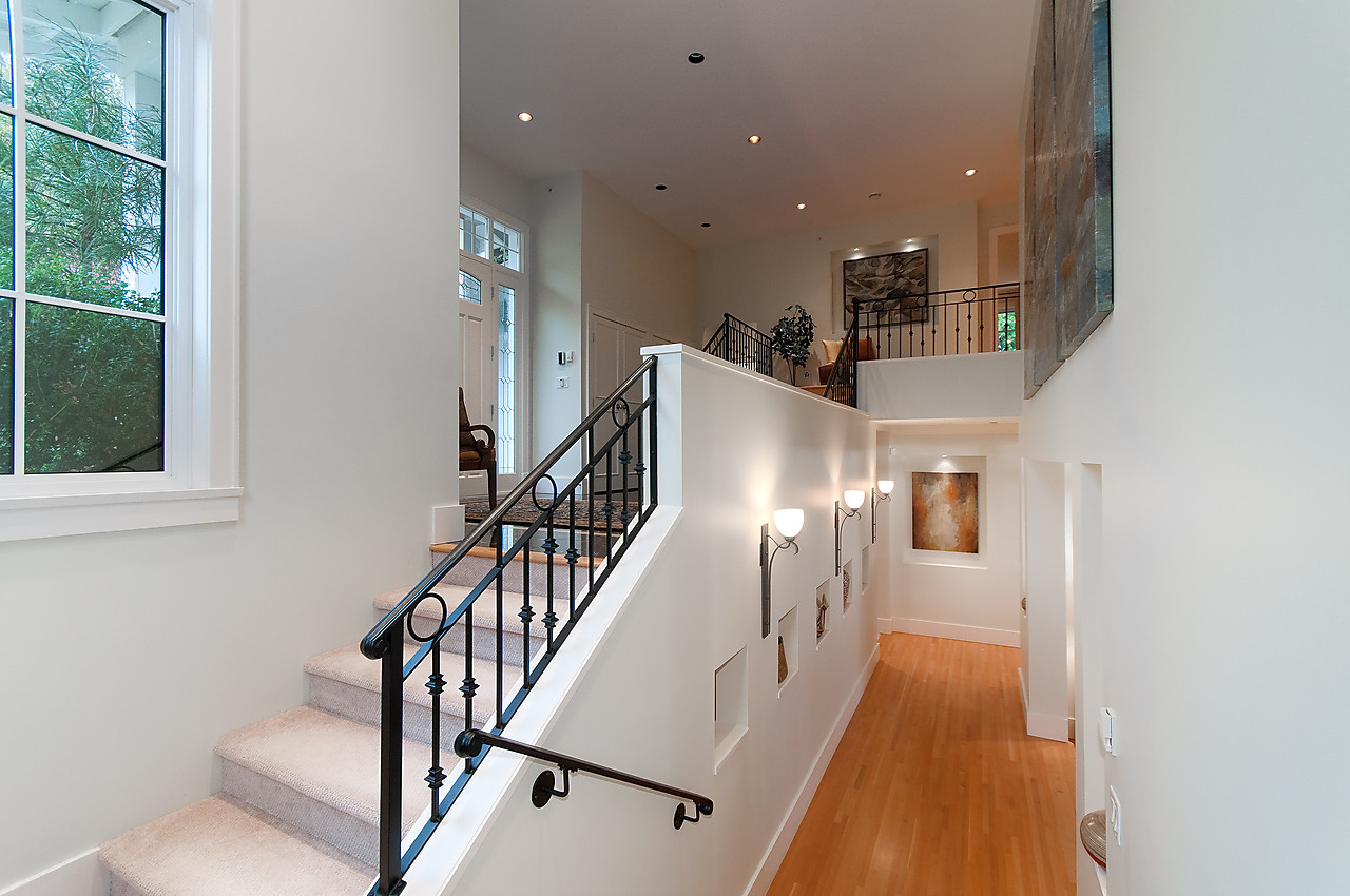 West Vancouver Luxury Homes