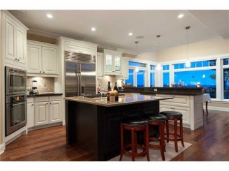 West Vancouver Homes for Sale