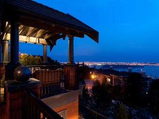 West Vancouver Water Front Homes