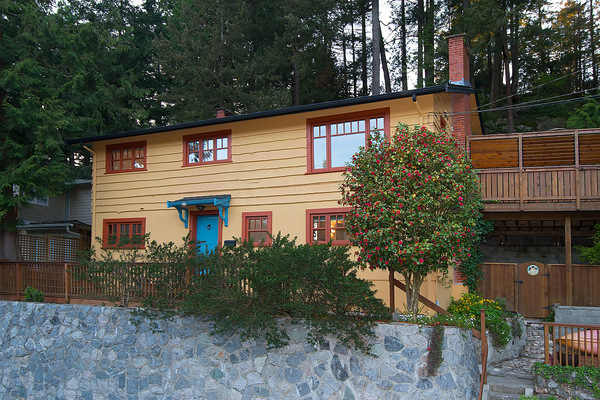 West Vancouver Waterfront Homes