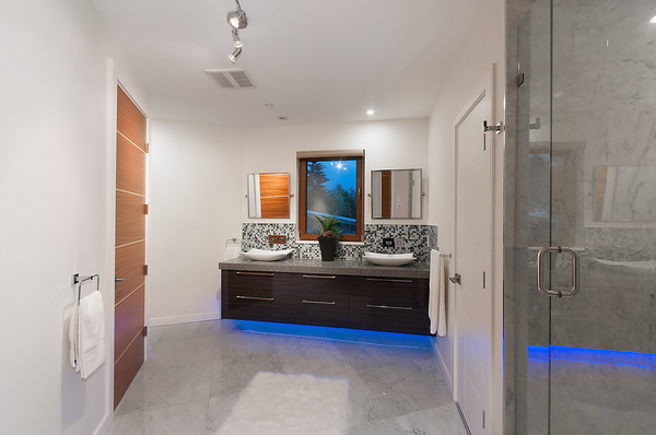 West Vancouver Luxury Homes