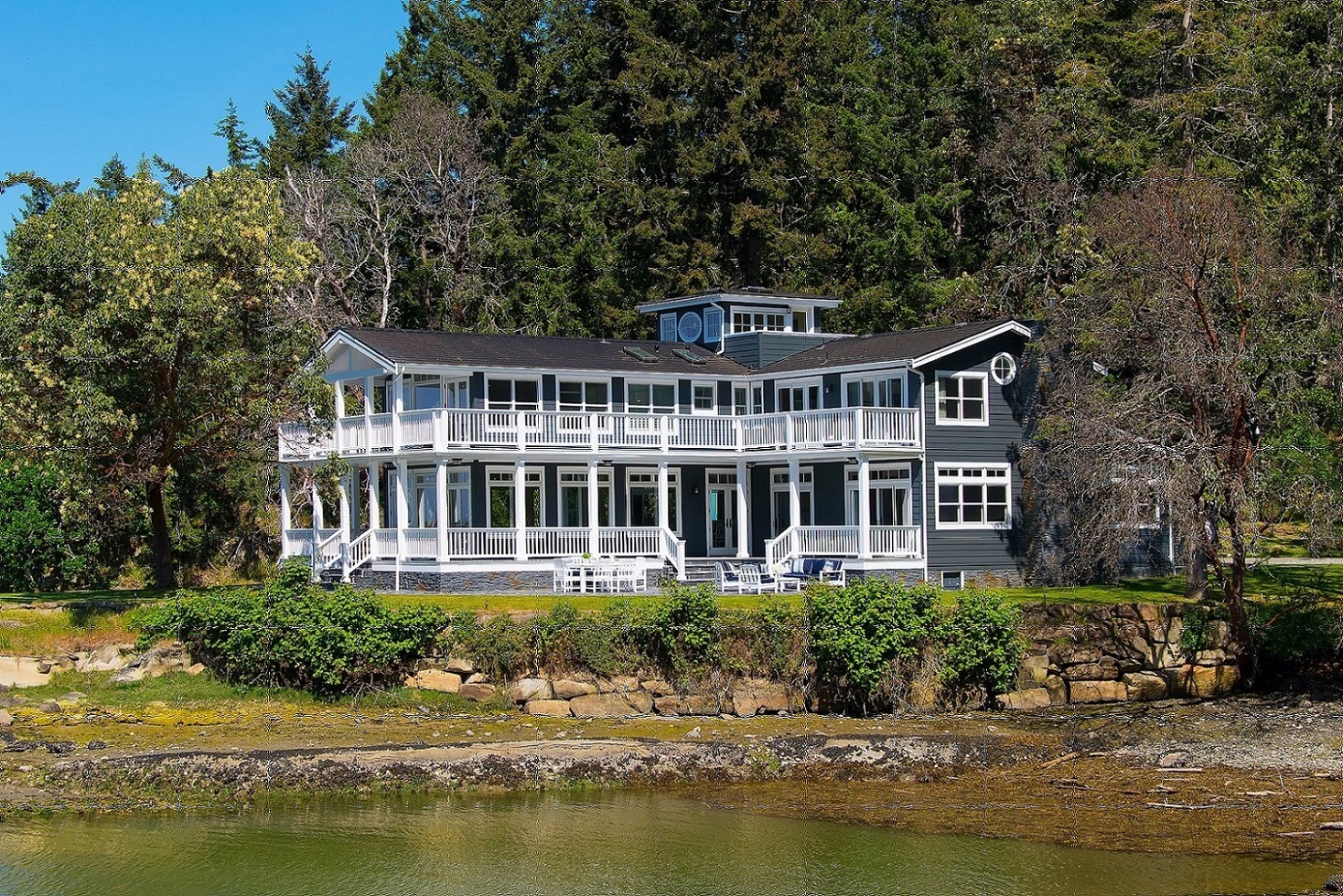 West Vancouver Waterfront Homes