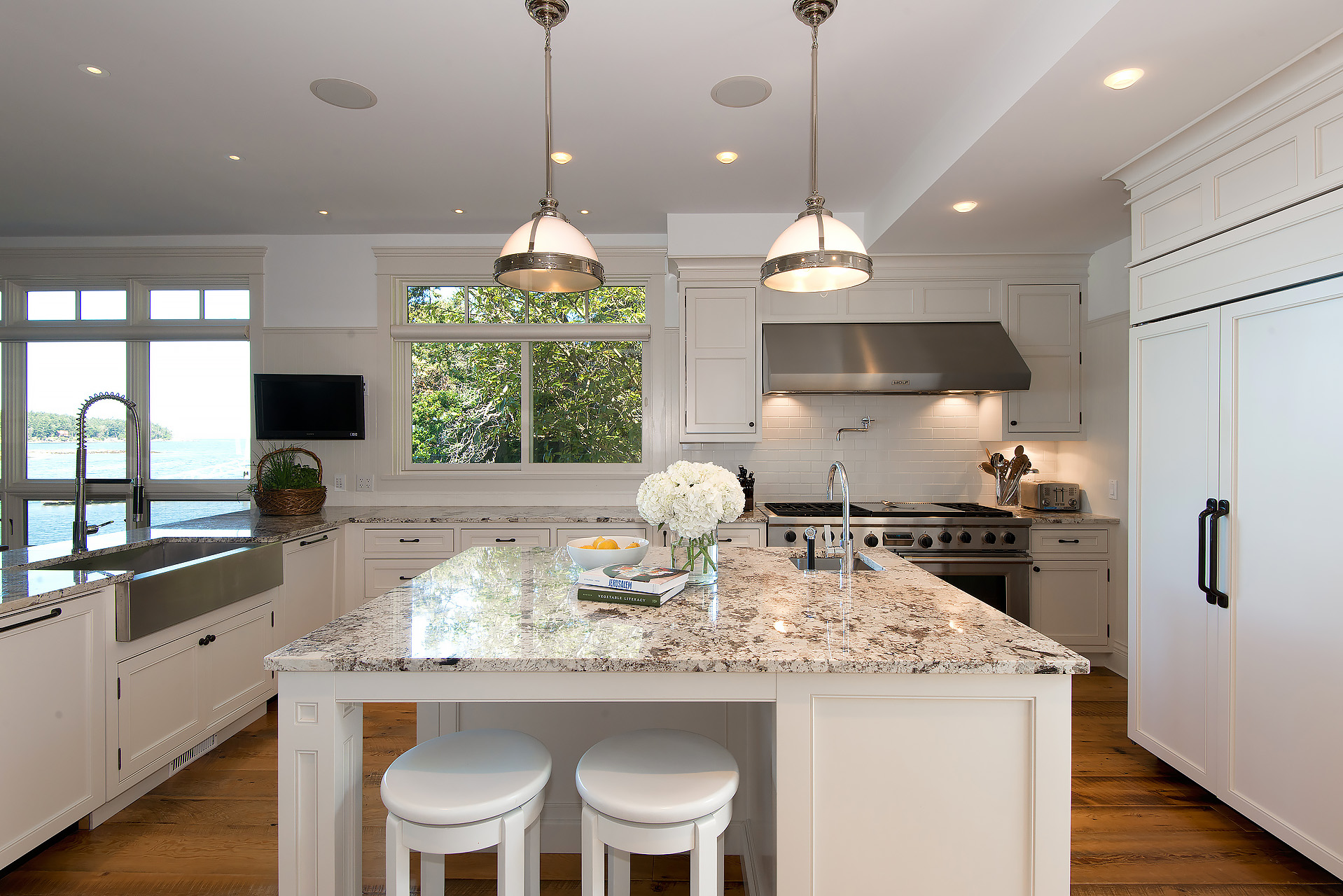 West Vancouver Waterfront Homes