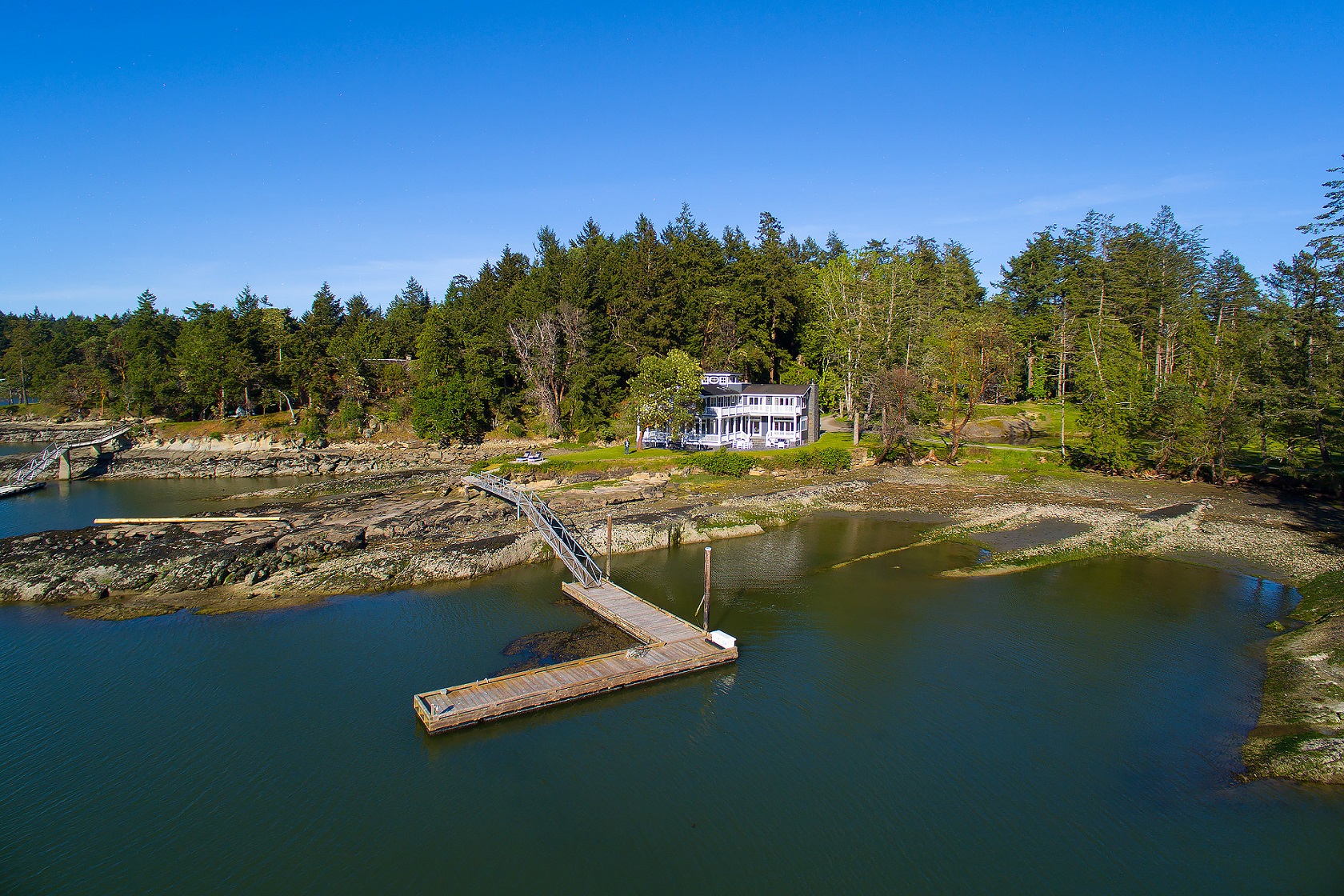 West Vancouver Waterfront Homes