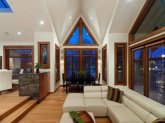 West Vancouver Waterfront Homes