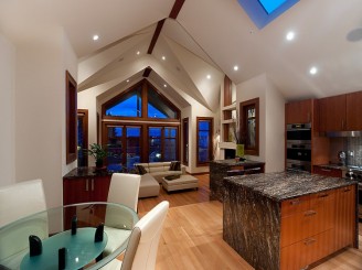 West Vancouver Luxury Homes
