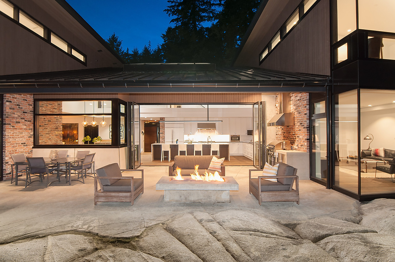 West Vancouver Waterfront Homes