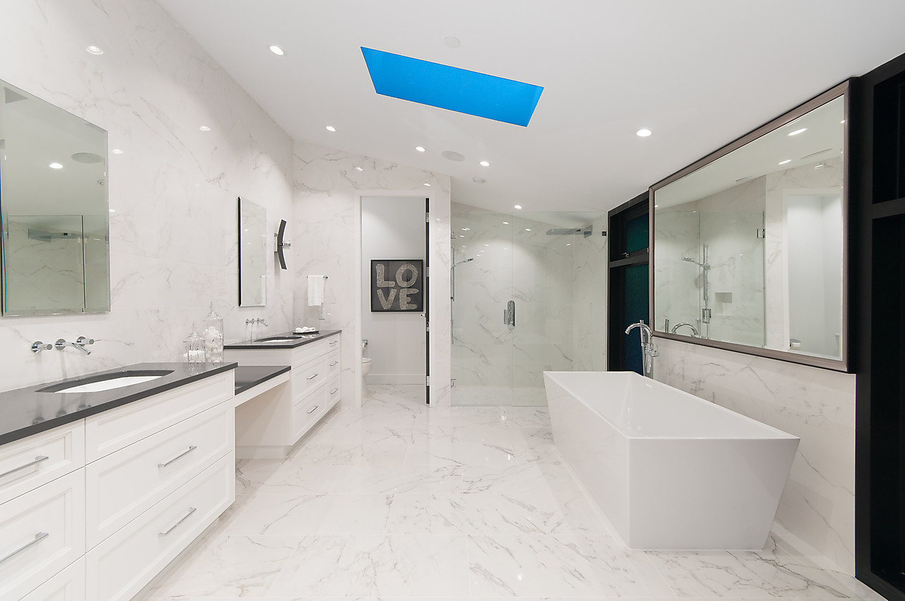 West Vancouver Homes
